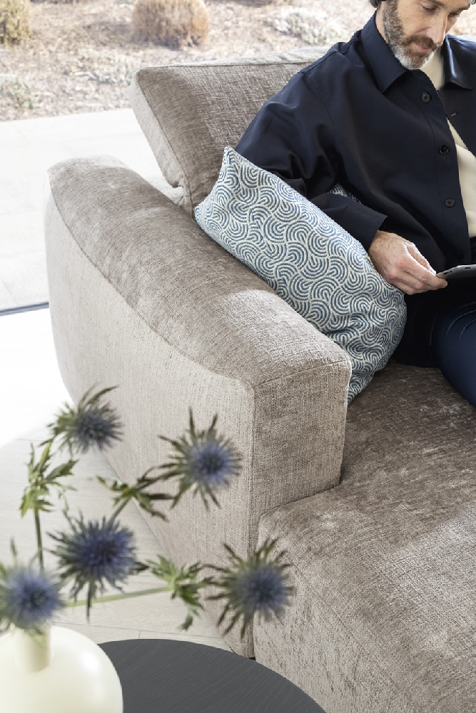 Βιολογικός καθαρισμός καναπέ με επαγγελματικό μηχάνημα εξαγωγής στην Αθήνα